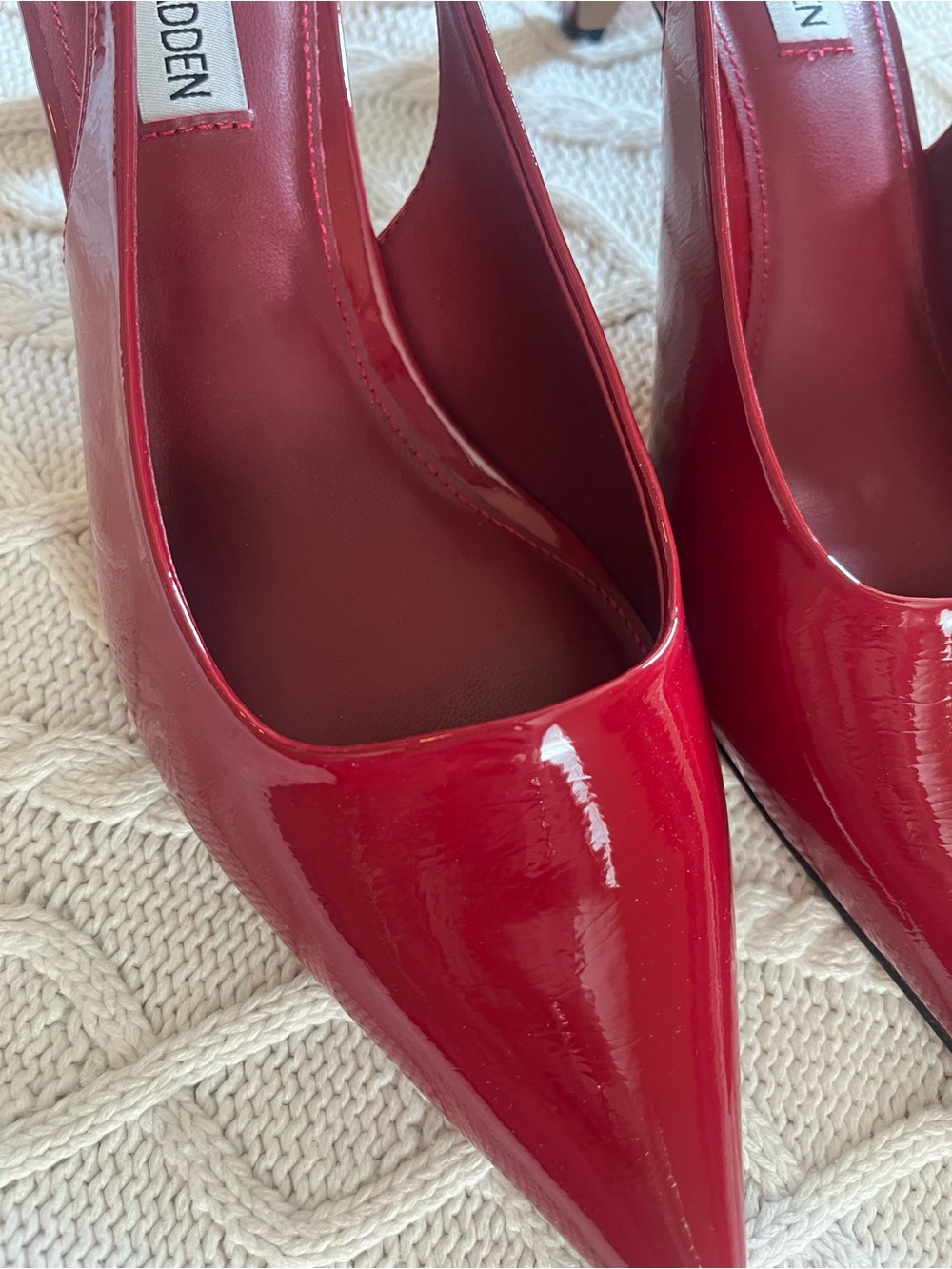 Steve Madden Alynna Red Patent Slingback Pointed Heels Various Sizes - Picture 4 of 14